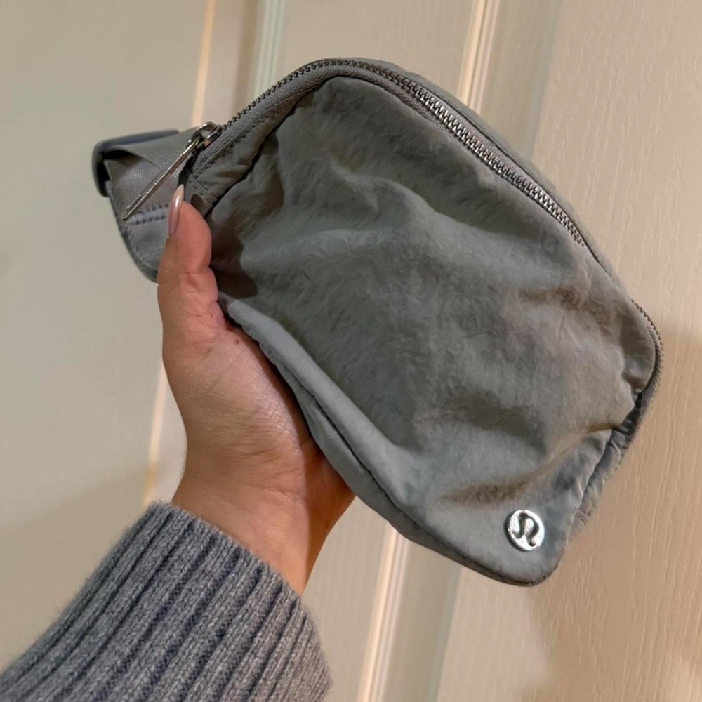 lululemon athletica Silver Belt Bag